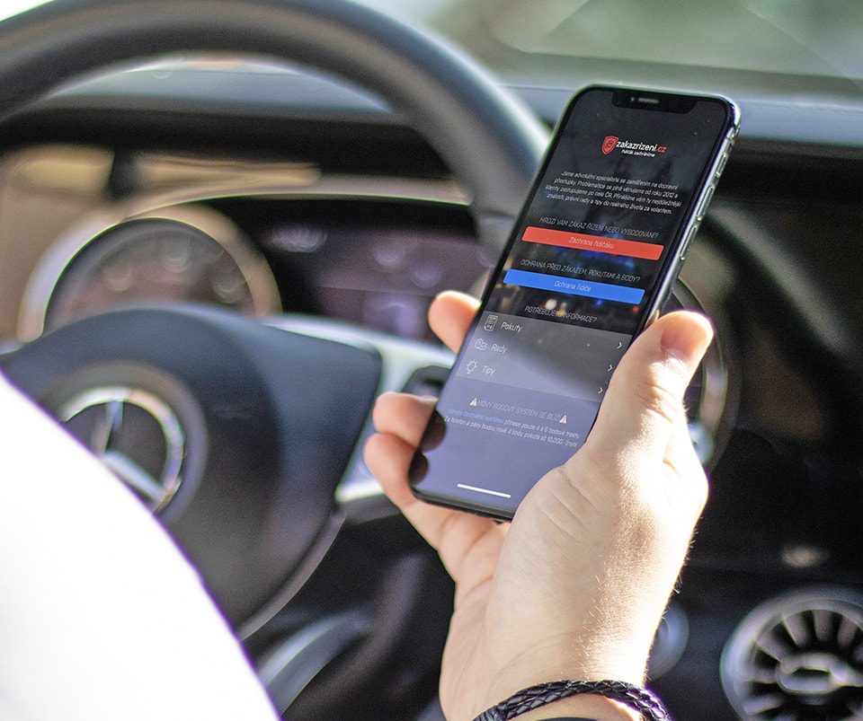 Mobilní aplikace ochrana řidičů